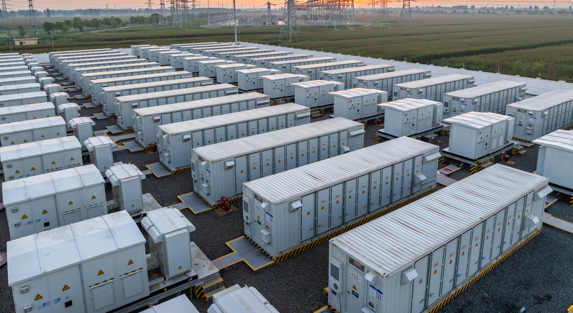 Wielkoskalowe magazyny energii elektrycznej BESS